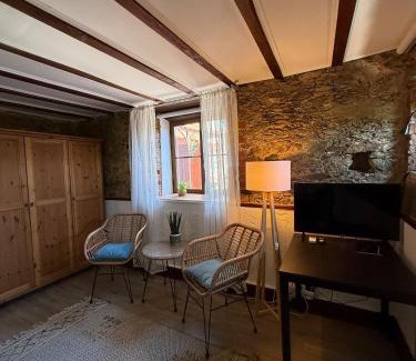 Sao Martinho da Cortica Bed & Breakfast | A Casa Amarela Guest room