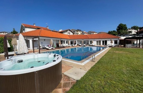 Santa Comba Dao House | A Casa Branca - Caraibas