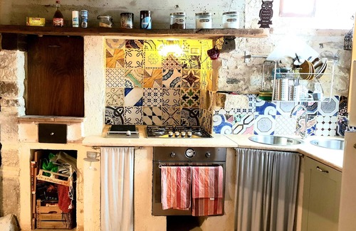 Campello sul Clitunno Apartment | "a Casa di Fabio" digitaldetoxholidays, a tower in the hills of Umbria.