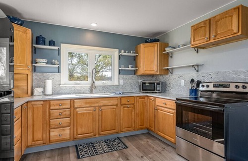 Trevett Cottage | A charming Boothbay cottage, nestled at the end of Sawyers Island!