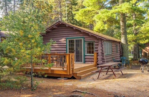 Orr Cabin | A Charming Lakefront Retreat with Resort Comfort