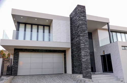 Greater Johannesburg Metropolitan Area Villa | A cheerful contemporary home
