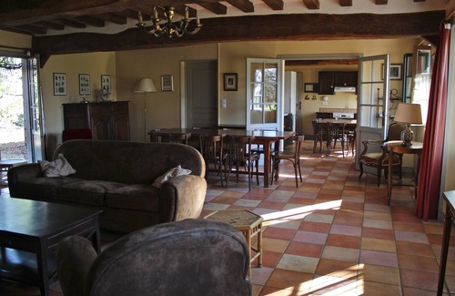 Fleury-la-Foret House | A comfortable country house in an English park