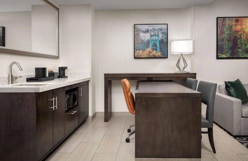 Rock Creek House | A comfortable Hillsboro room close to Portland