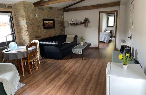 Oza-Cesuras House | A Costa, Valle del Mendo