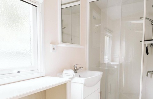 Goedereede House | A cosy chalet surrounded by the quiet nature of Goedereede.