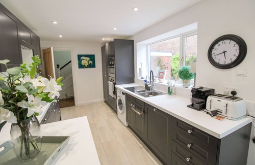 Carlisle Cottage | A cottage that sleeps 8 guests in 4 bedrooms