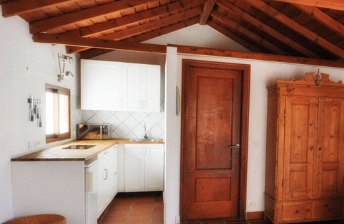 Chio Apartment | A cozy blend of tranquility, beauty and functionality