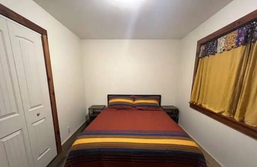 McKenzie Bridge Cabin | A cozy, comfortable cabin next to Mckenzie River