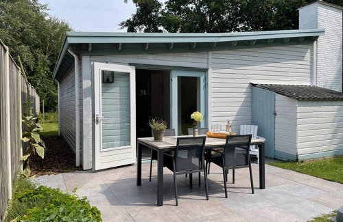 Nieuw-Haamstede House | A cozy, detached house in a beautiful area near the beach and the lighthouse