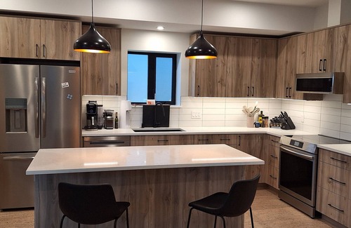 Nelson House | A Cozy Nelson Stay