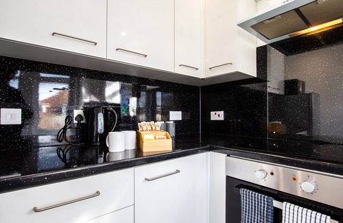 Swindon Apartment | A cozy two bedroom flat in heart of Swindon