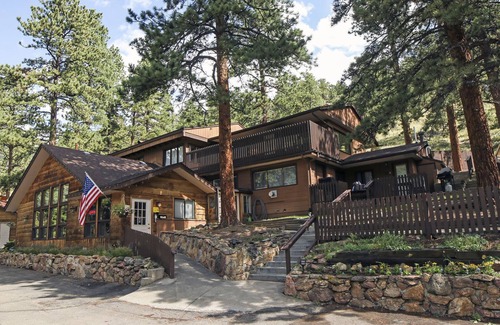 Estes Park Ski Chalet | A Cute and Comfortable 1 Bedroom with Full Kitchen - Timber Creek 10B