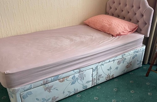 Slough House | A double ground floor room is available for a single individual.