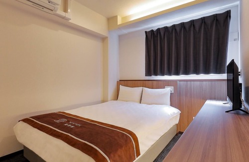 Shikitsuhigashi House | A double room / Osaka Ōsaka