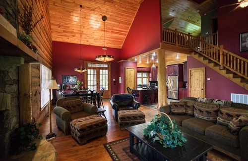 Johnson City Cabin | A few Nov/Dec dates are open-Riverfront-Watauga River-Trophy Section.