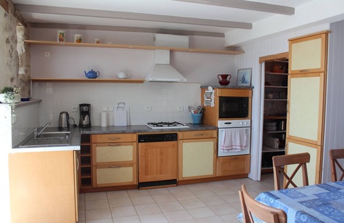 Plouhinec House | A fisherman's house for 2 to 10 people, facing the sea on the coast of Plouhinec