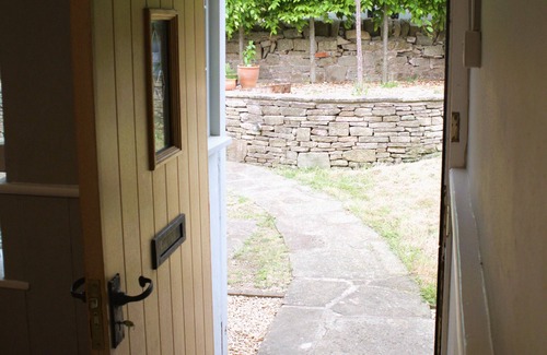 Lydney Cottage | A Forest Cottage at the centre of woodlands bike trails and much more.