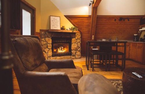 Logan House | A-Frame #08 - by The Chalets