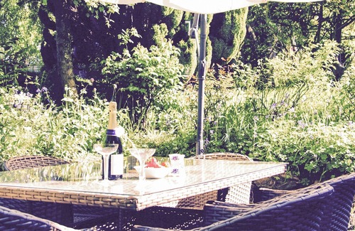 Coombe Keynes Cottage | A gorgeous thatched cottage near the stunning Jurassic Coast.