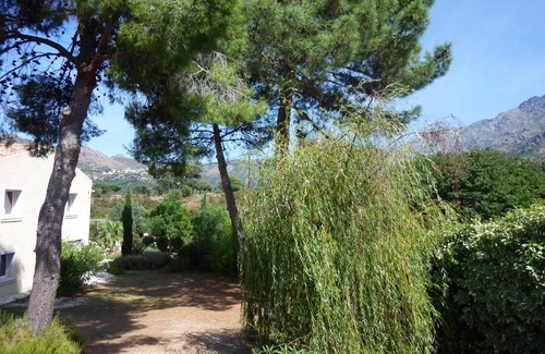 Calenzana Villa | A haven of greenery and calm between sea and mountains.