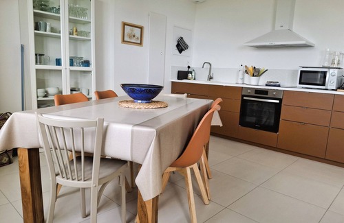 Crozon House | A haven of peace in the family-friendly Aber with sea views. Elegant and modern near the beach!
