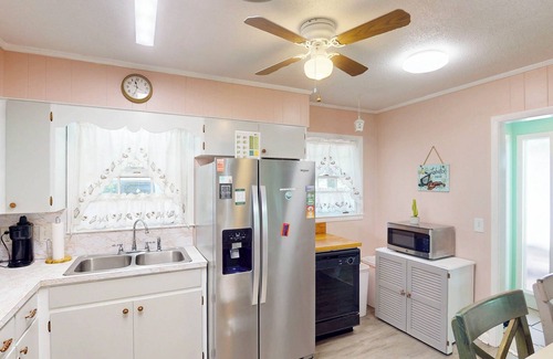 Jekyll Island House | A Hidde Gem Duplex 2 bedrooms, 1.5 bathroom