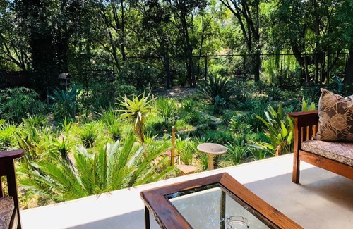 Woodmead Villa | A Hidden Gem! 3-Bedroom Getaway House in Edenburg