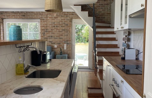 Monserrate House | A House in the Woods