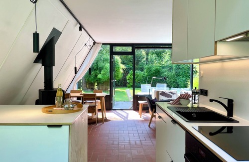 Scharendijke House | A-House. nl Top-house with garden right on the marina, beach and sea