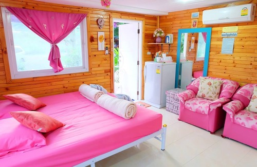 Pak Chong Hotel | A Houses Homestay