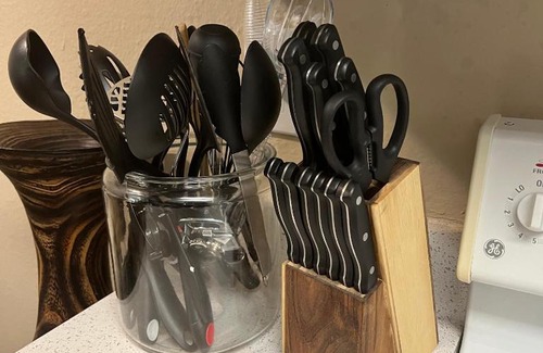 Astrodome Apartment | A Laid Back 2 BR 2 BT Patio Near NRG Arena Theatre Medical Center Rental Car Available