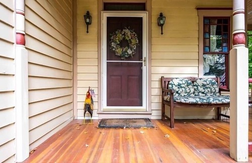 Eagles Mere Cottage | A large inviting deck beckons you to "Victoria" in Eagles Mere
