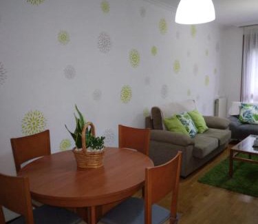 A Guarda Apartment | A Las faldas del Tecla