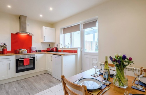 Mundesley Cottage | A lovely coastal property that is the perfect base for exploring the coast.