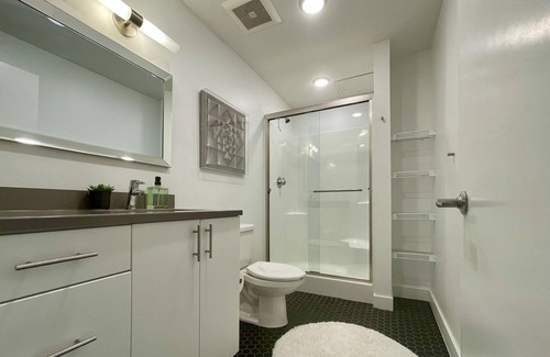 Downtown Omaha Apartment | A luxurious, historic loft in the heart of the Old Market