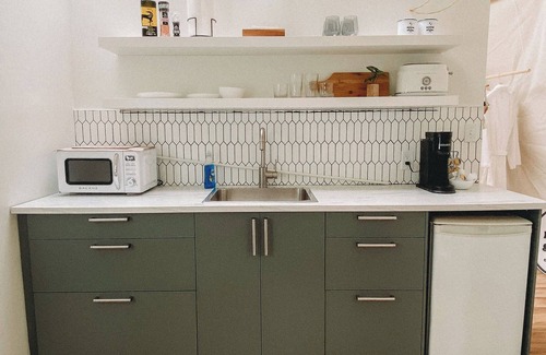 Hampstead Apartment | A luxury dome experience w/private hot tub & lake access in rural New Brunswick