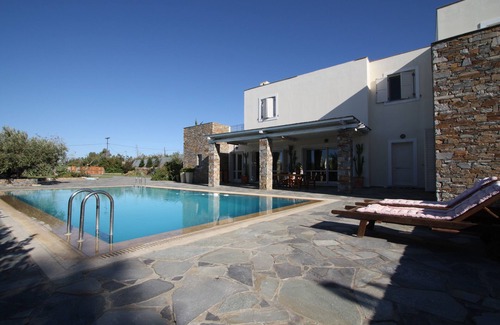 Karystos Villa | A Luxury Family Getaway With Beautiful View And Your Own Private Pool