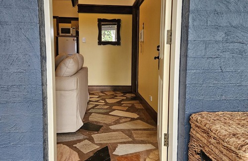 North Tamborine House | A luxury private cottage set in the heart of the beautiful Tamborine mountains.