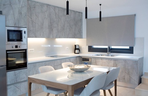 Nidri Villa | A LUXURY VILLAS - private villa infinity pool, garden, BBQ walk to NIDRI & beach