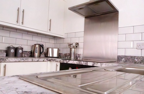 Newcastle-upon-Tyne House | A modern cosy 2 bed Gateshead Newcastle house