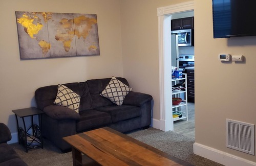 Hamilton House | A newly renovated house in the heart of Hamilton - 5 minutes from Spooky Nook!