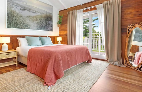 South Golden Beach House | A PERFECT STAY - Golden Hus