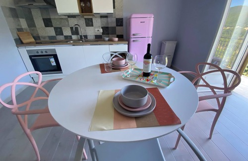 Campinola Apartment | A pop suite in the blue of the Coast in the beautiful setting of the Lattari Mountains