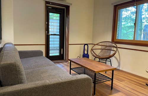 Kaminoyama Cabin | A private lodge where you can spend a relaxing time in nature for groups to enjoy. 8 rooms can accommodate up to 14 people. Higashinari