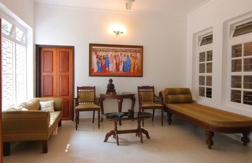 Vayittiri House | A private room in a century old Bungalow-steeped in history and nestled in woods