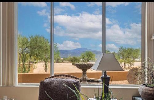 Rio Verde Foothills House | A quiet family & couple retreat, a horse property