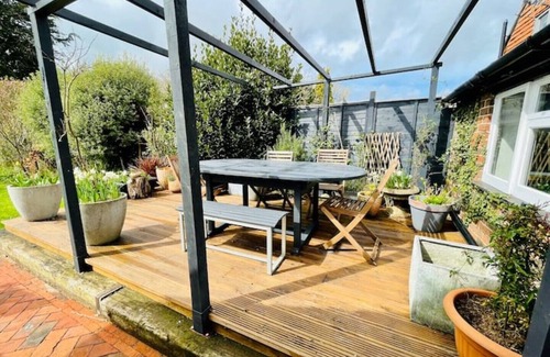 New Forest District Cottage | A quirky character cottage on the edge of the New Forest