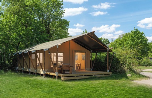 Zuna Cabin | A really nice glamping tent for your whole family, with large terrace