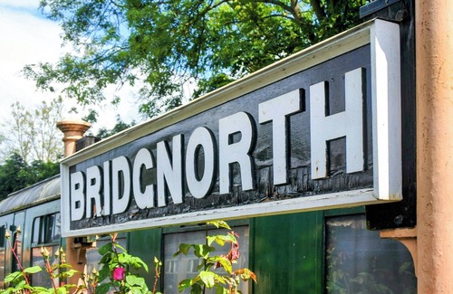 Bridgnorth Apartment | A renovated character apartment in the market town of Bridgnorth.